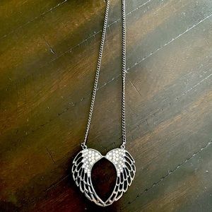 Wing necklace
